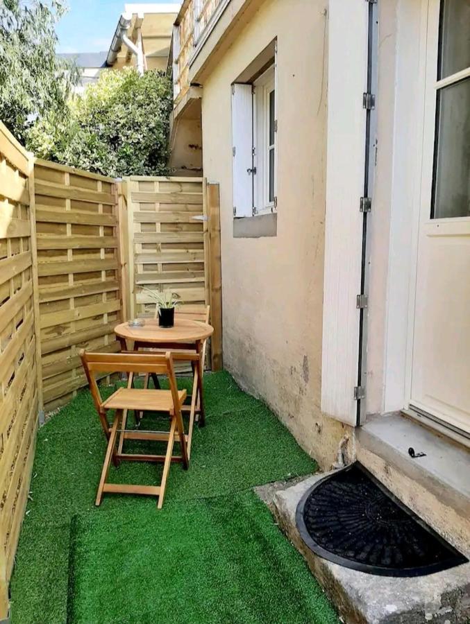 Logement Independant Avec Exterieur Privatif Et Cloture Batz-sur-Mer Buitenkant foto